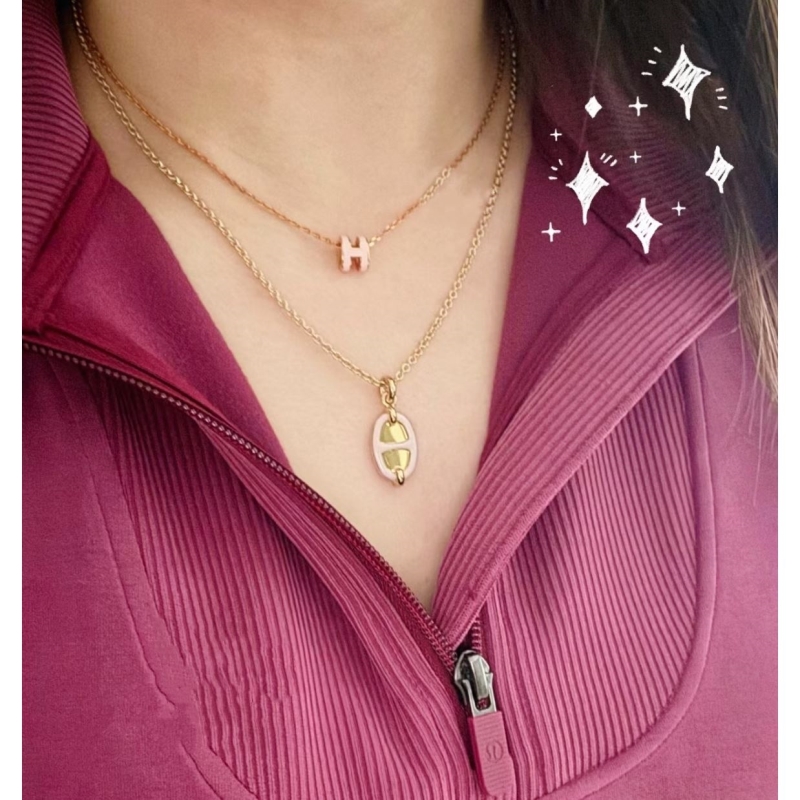 H**me5 necklaces